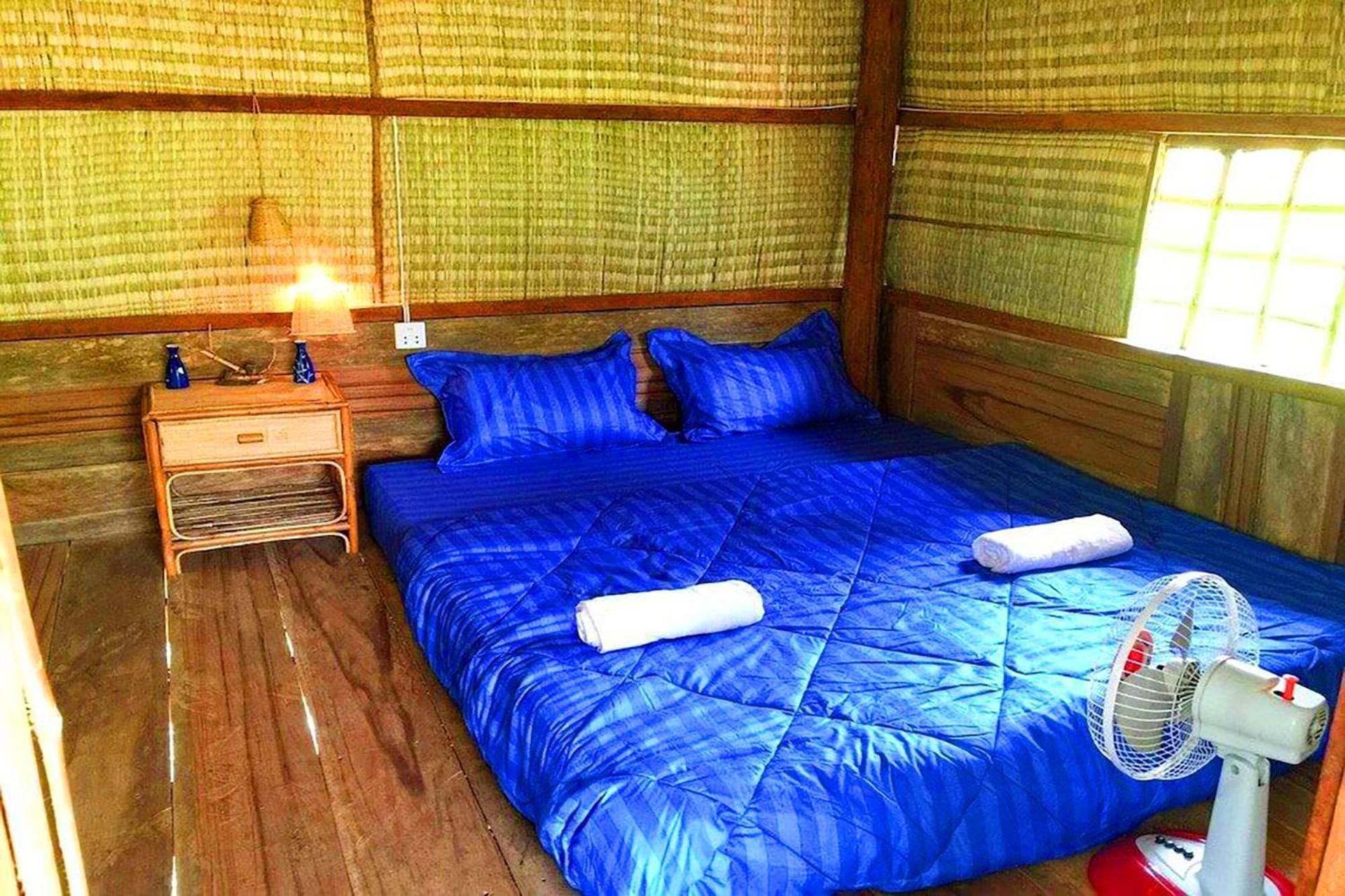 Family Batcave Homestay Battambang Exterior foto